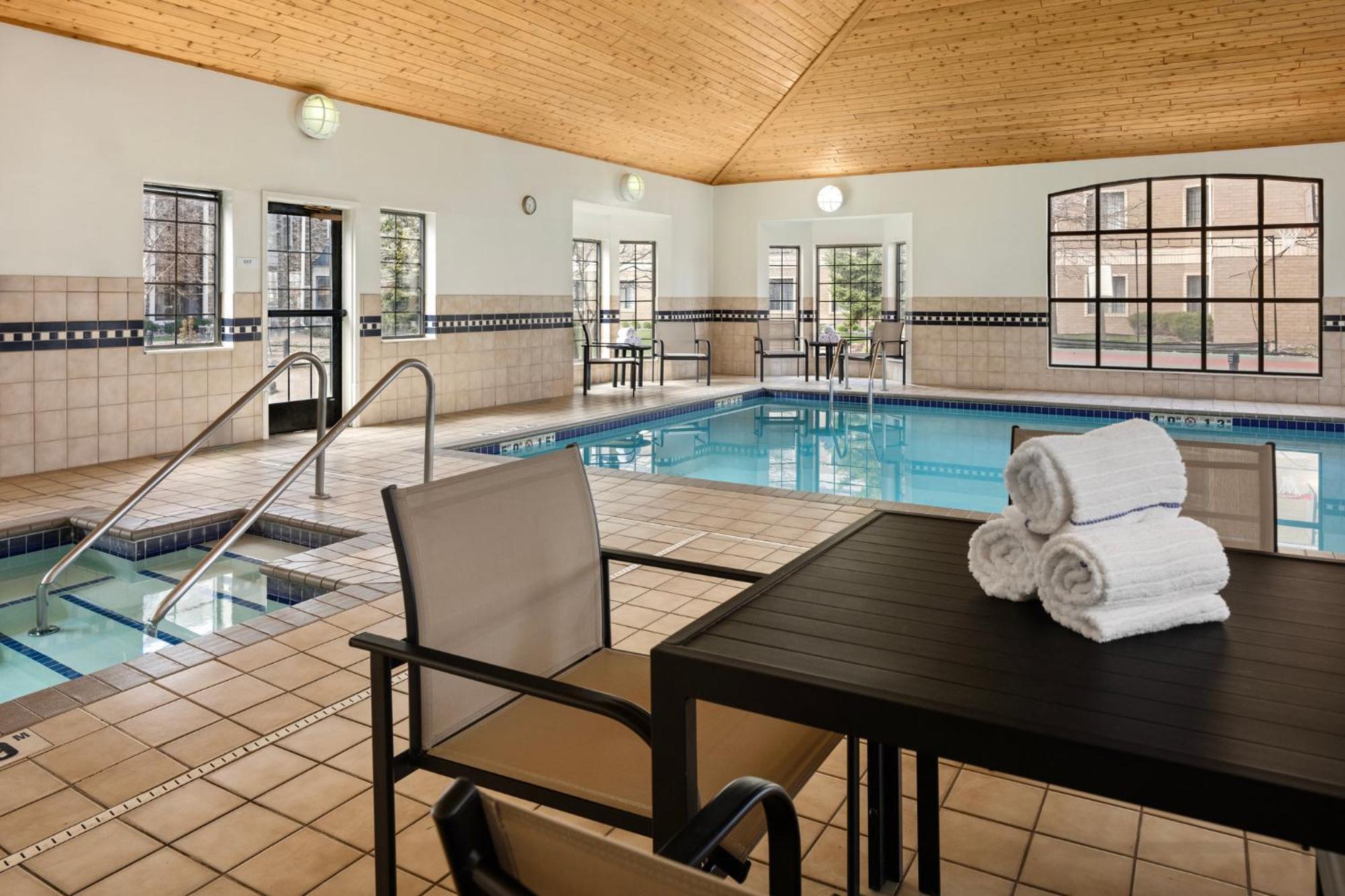 Staybridge Suites Minneapolis-Maple Grove By Ihg Екстериор снимка